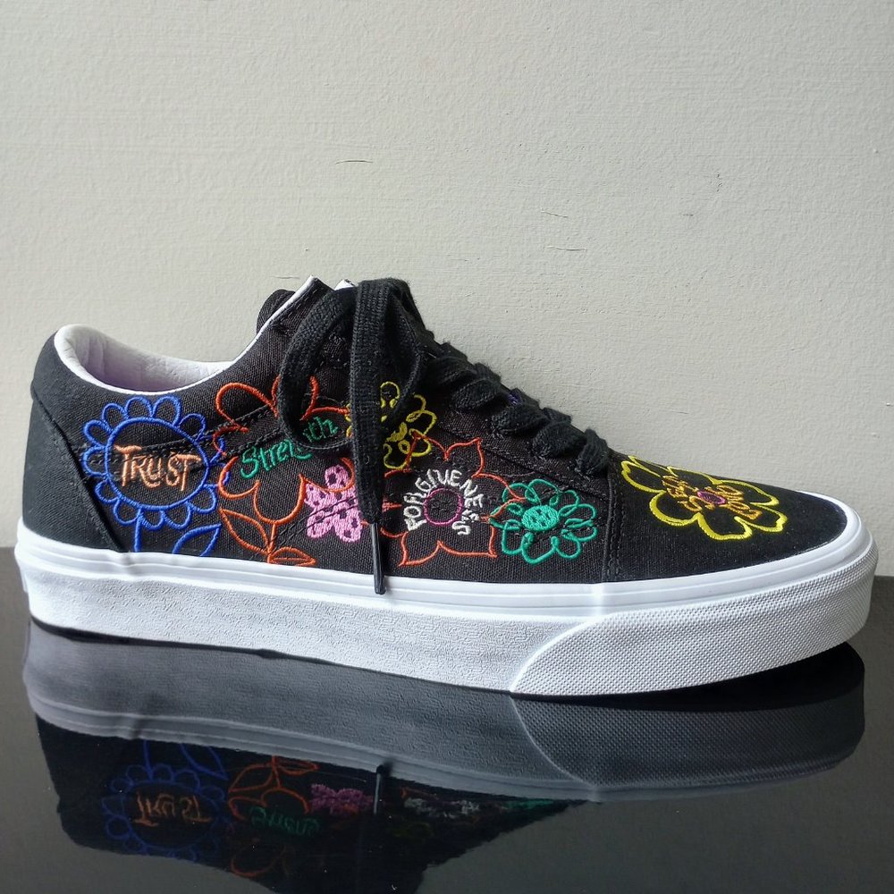 Vans Men's Old Skool Cultivate Care Canvas Sneaker in Garden / True White